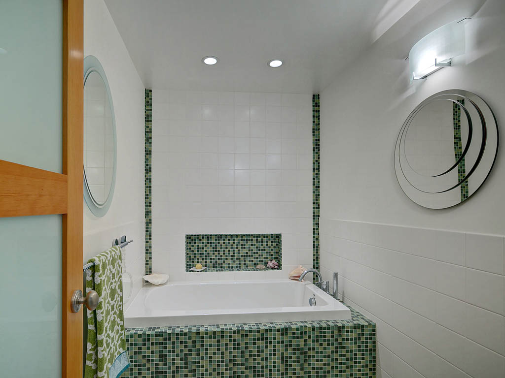 hamp04.jpg - 170953 Bytes